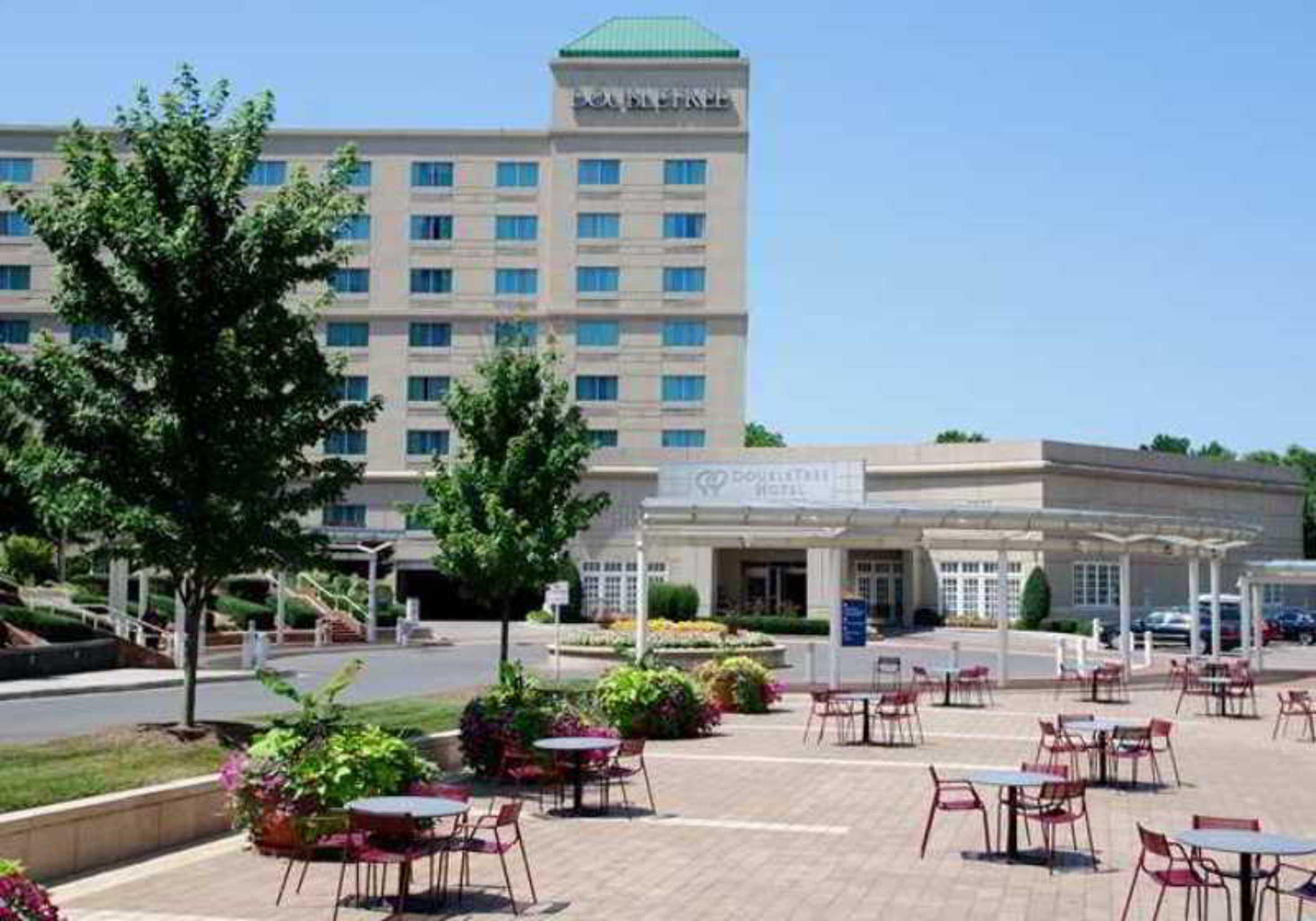 Doubletree By Hilton Charlotte Uptown Ξενοδοχείο Εξωτερικό φωτογραφία