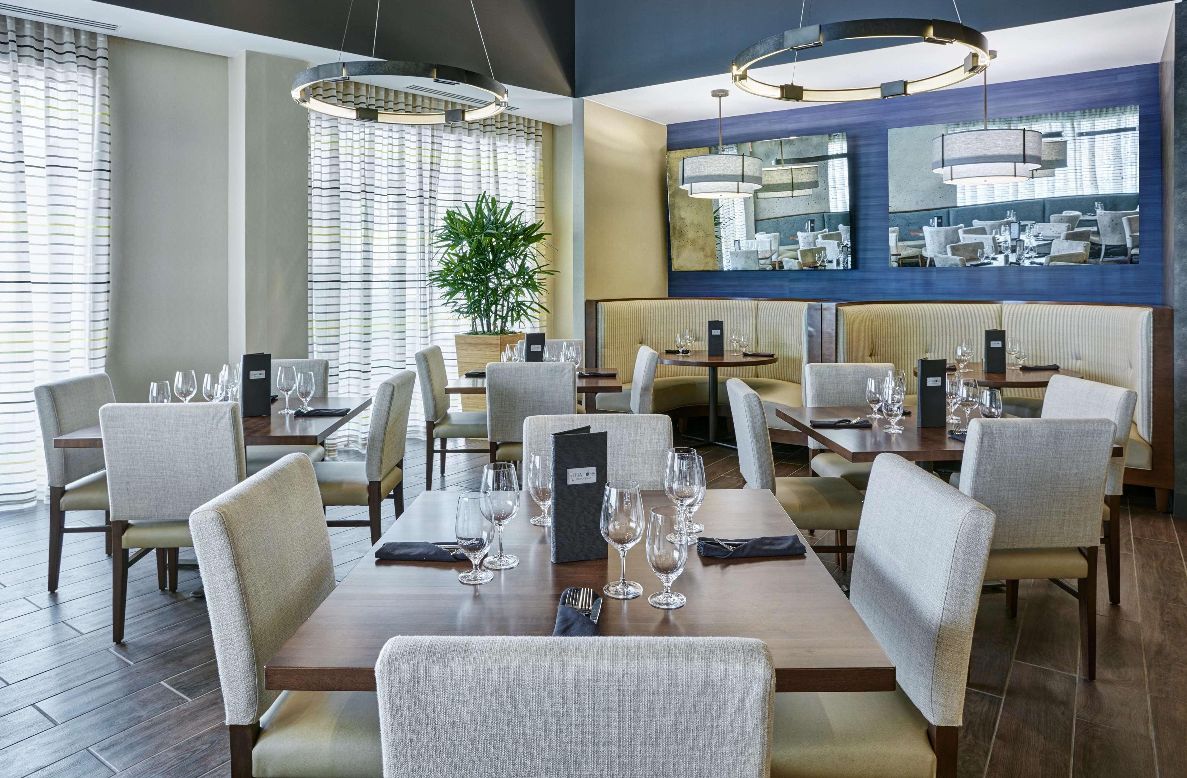 Doubletree By Hilton Charlotte Uptown Ξενοδοχείο Εξωτερικό φωτογραφία