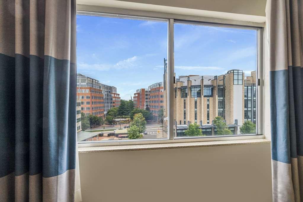 Doubletree By Hilton Charlotte Uptown Ξενοδοχείο Δωμάτιο φωτογραφία