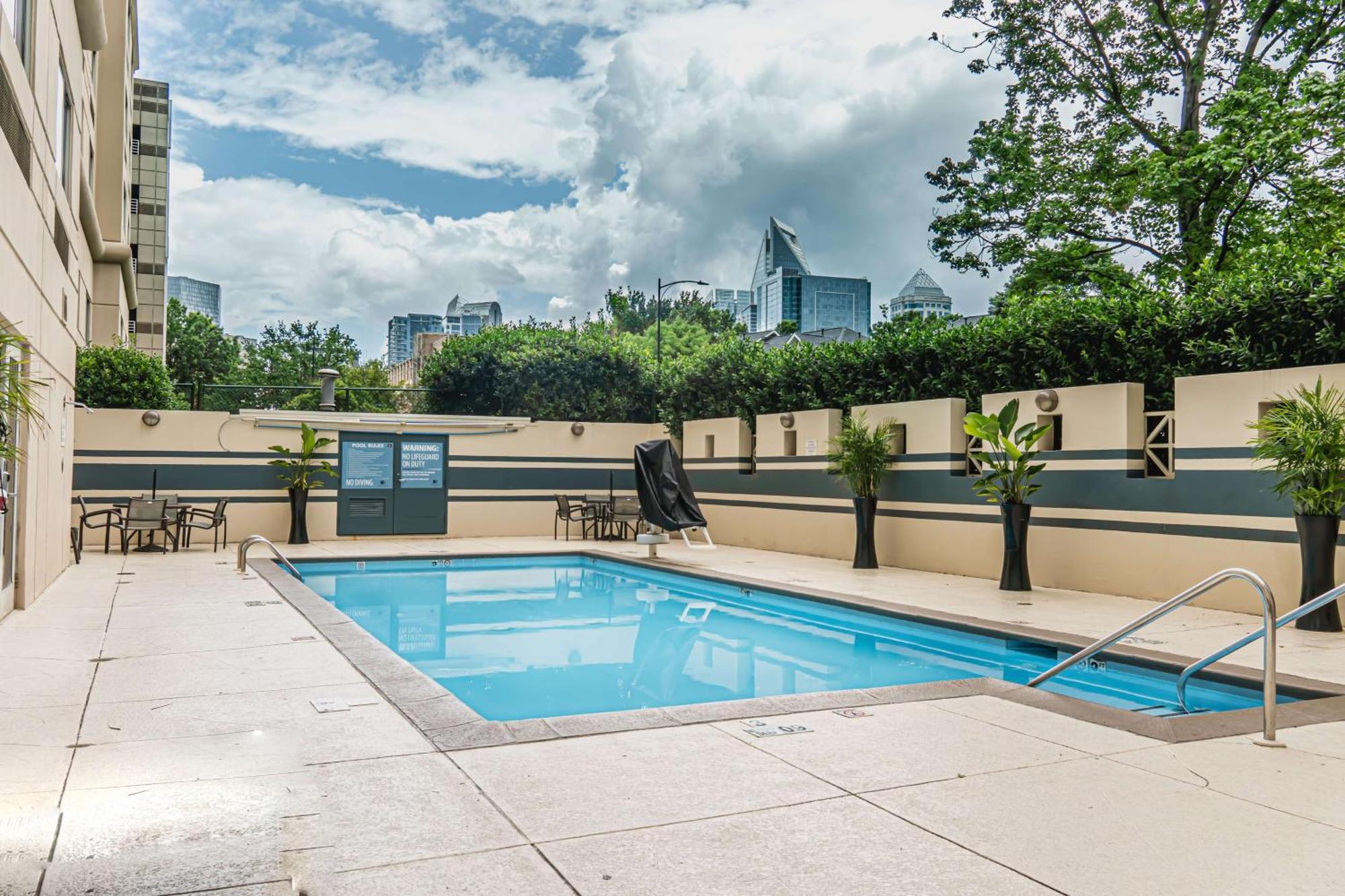 Doubletree By Hilton Charlotte Uptown Ξενοδοχείο Εξωτερικό φωτογραφία