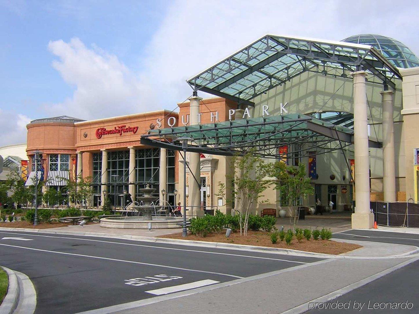 Doubletree By Hilton Charlotte Uptown Ξενοδοχείο Ανέσεις φωτογραφία