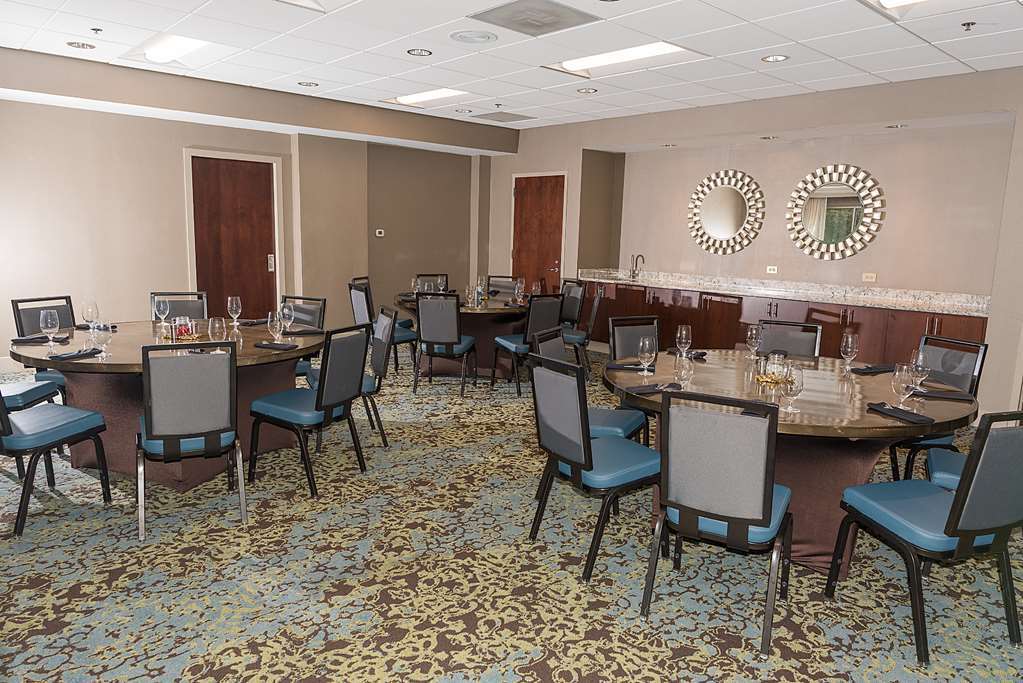 Doubletree By Hilton Charlotte Uptown Ξενοδοχείο Ανέσεις φωτογραφία